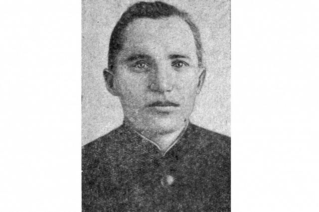 1938 - Крестов Леонтий Дмитриевич 