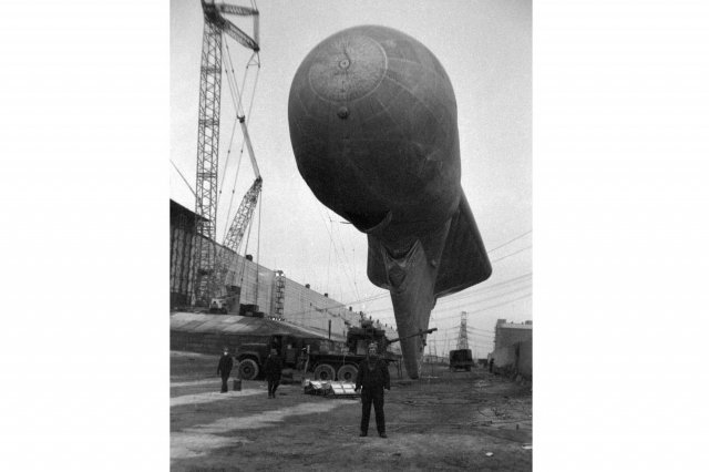 09.11.1986 - Специалисты ДКБА были направлены в Чернобыль для подъема прожекторов на аэростате