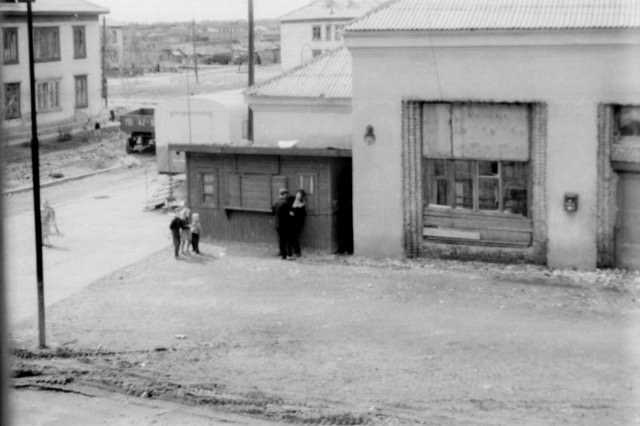 1960 - Вид из окна строящегося дома Октябрьская 18 — Фотоальбом
