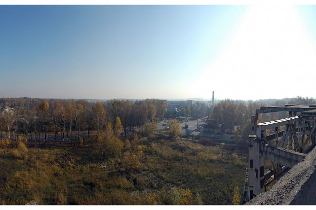 13.10.2005 - Вид в сторону перекрестка ул. Первомайской и Лихачевского проезда