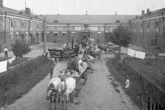 1930-е - Бывший скотный двор имения Э.М. Банзы