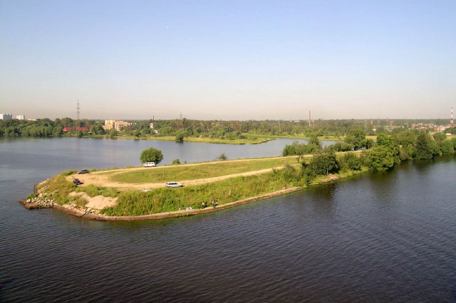 05.08.2004 - Вид на канал и Хлебниковский залив с автомобильного моста