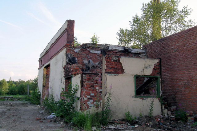 02.08.2004 - Остатки старого кирпичного завода