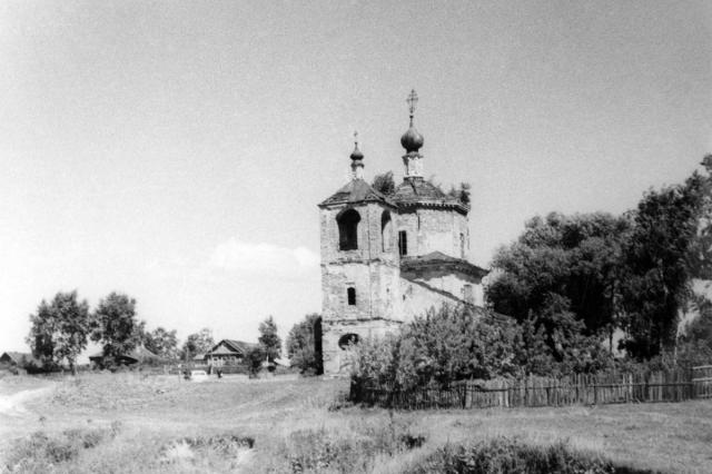 увеличить фото! ок.1980 - Храм Нерукотворного Образа Спасителя в Павельцево